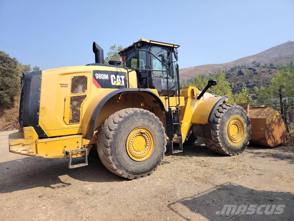 CAT 980 M Naudoti ratiniai krautuvai