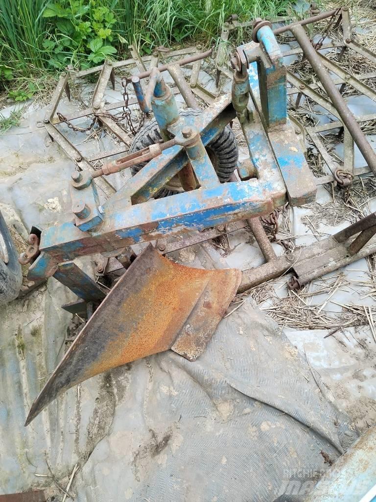  Zemědělský traktor Traktoriai