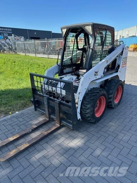 Bobcat S 130 Krautuvai su šoniniu pasukimu