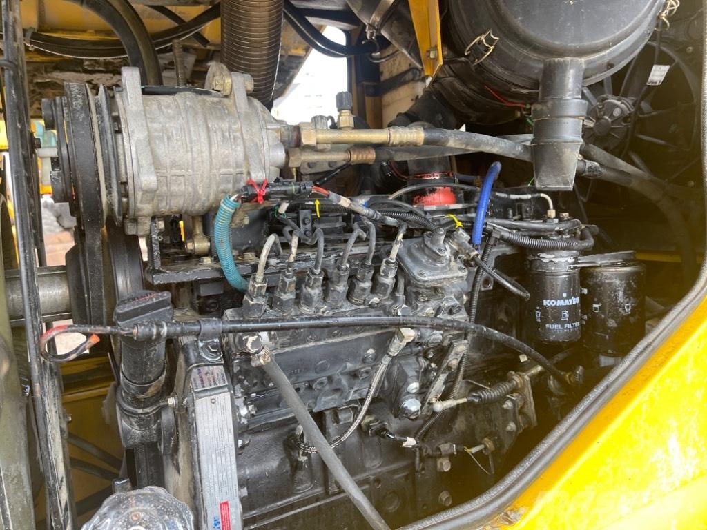 Komatsu WA 270-3 Naudoti ratiniai krautuvai