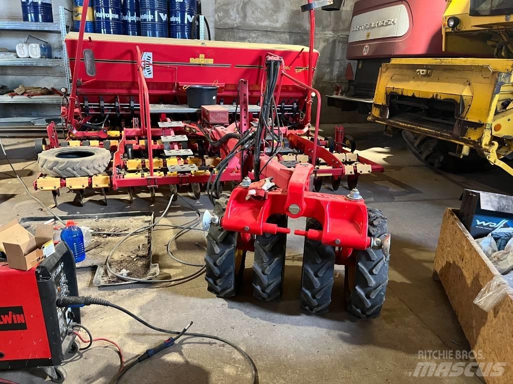 Väderstad Rapid400C Sėjamieji kombainai