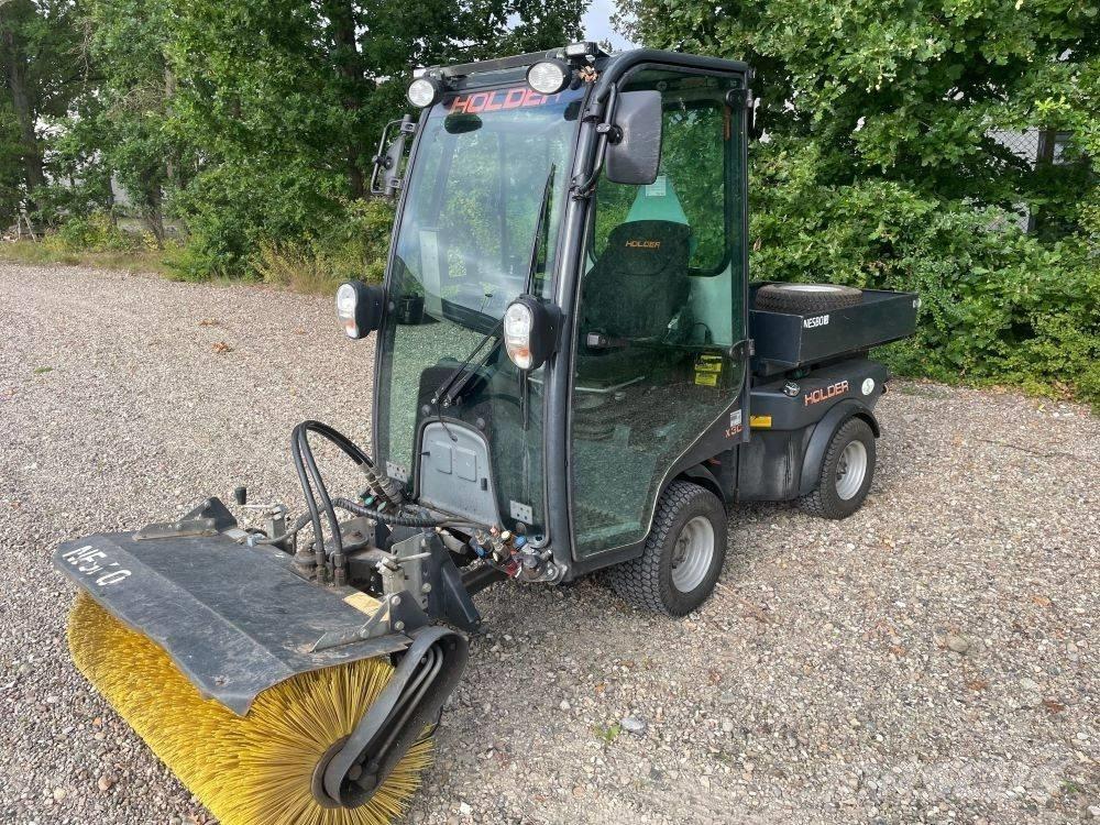 Holder X 30 Naudoti kompaktiški traktoriai
