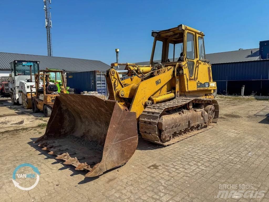 CAT 963 Vikšriniai krautuvai