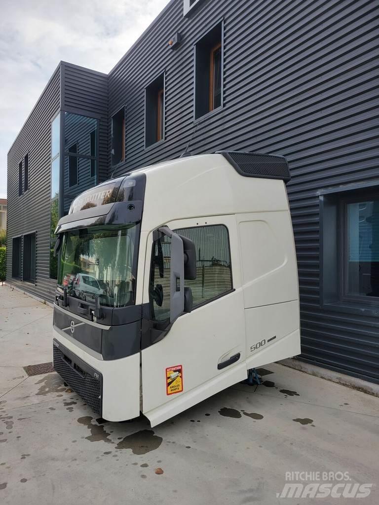 Volvo Globetrotter Kabinos ir salonai