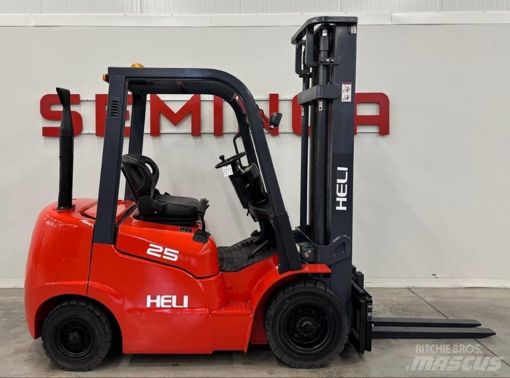 Heli 10052 - FD25G Dyzeliniai krautuvai