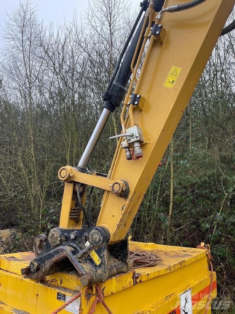 CAT 313GC Vikšriniai ekskavatoriai