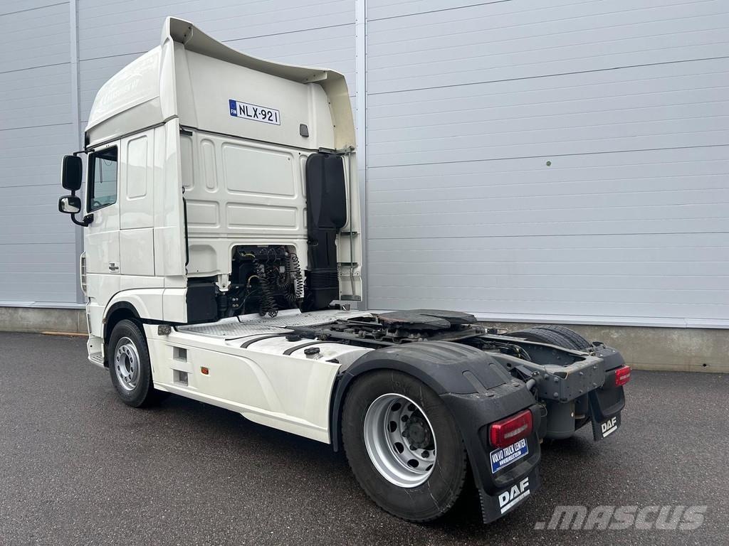 DAF XF Naudoti vilkikai