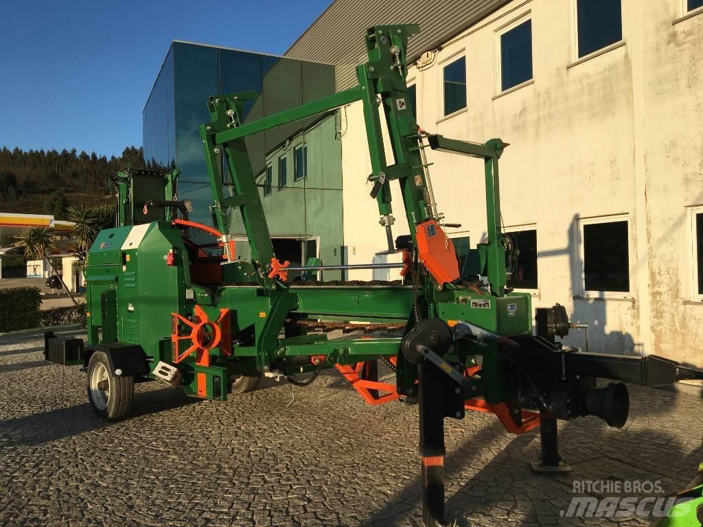 Posch k-415 Medžių skaldymo, pjovimo ir lupimo įrengimai