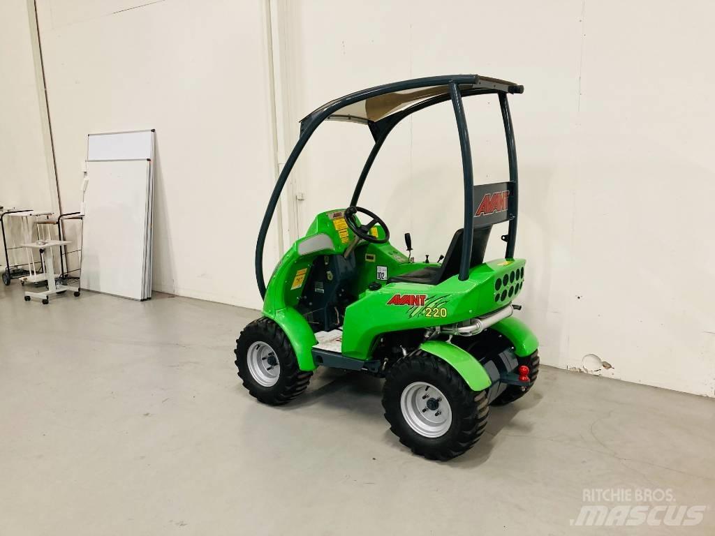 Avant 220 Mini krautuvai