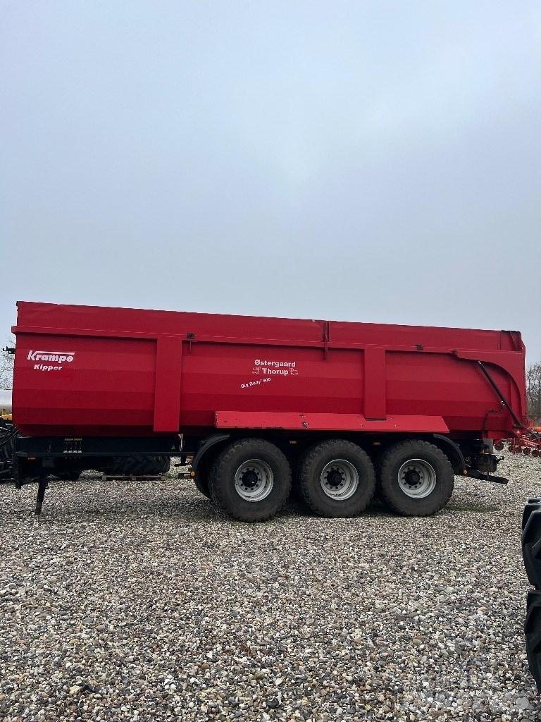 Kramp BB900 Savivartės priekabos