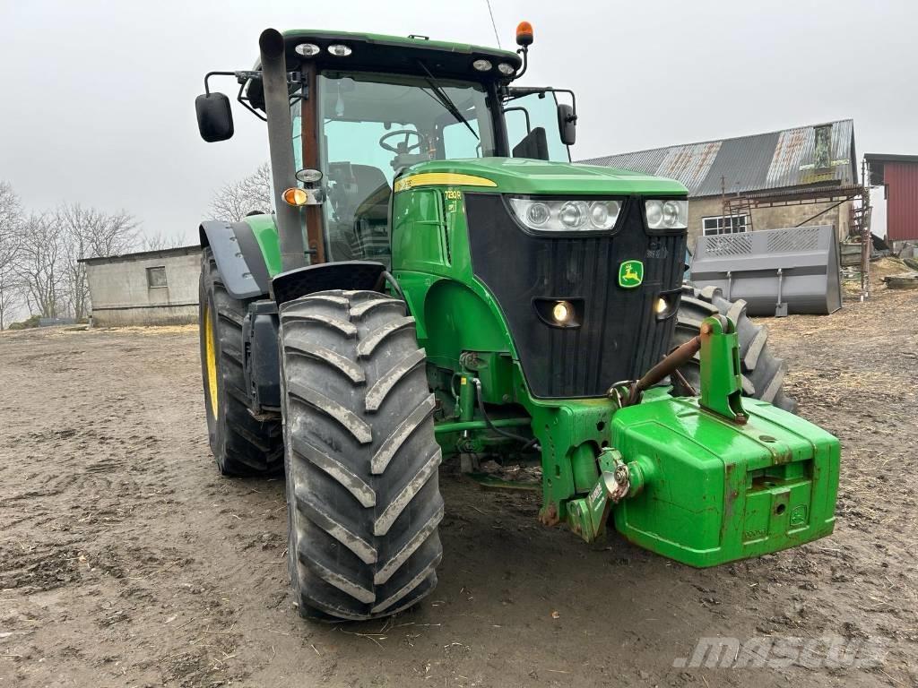 John Deere 7230 R Traktoriai