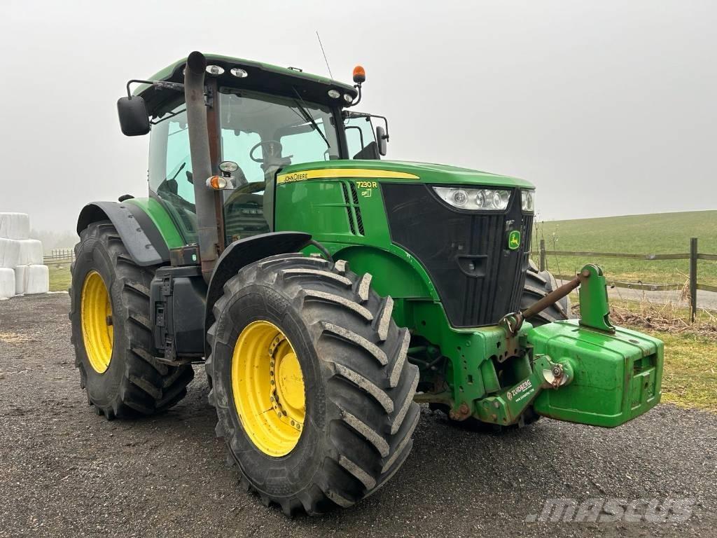 John Deere 7230 R Traktoriai