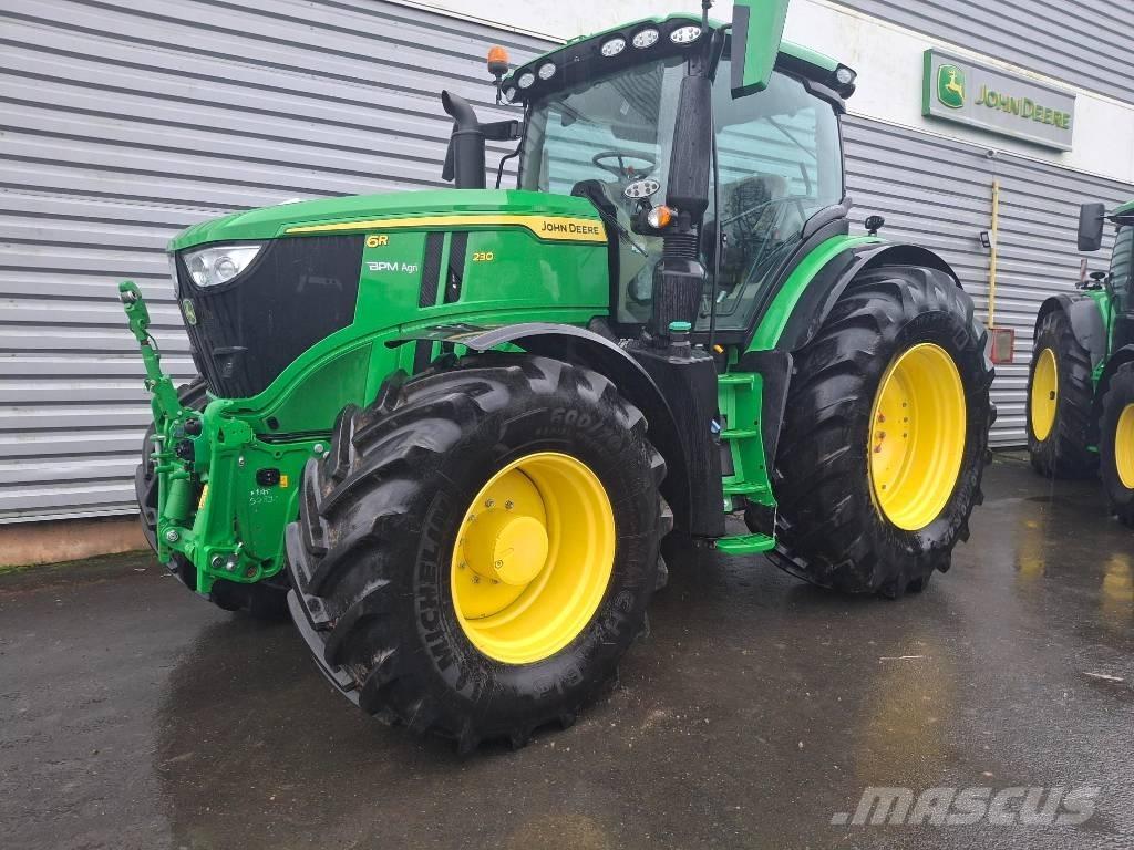 John Deere 6R230 Traktoriai