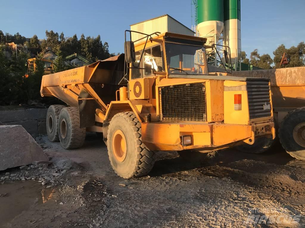 Volvo A 30 C Karjeriniai savivarčiai