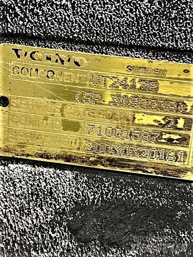 Volvo VT2412B Pavarų dėžės