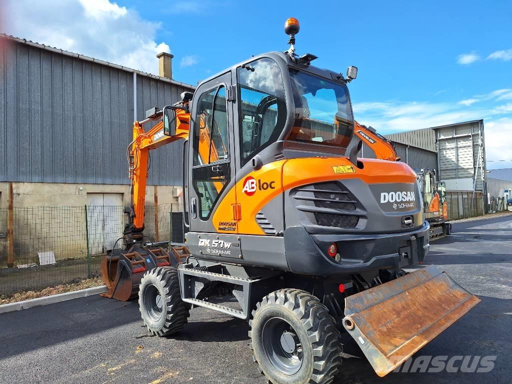 Doosan DX 57 W Ratiniai ekskavatoriai
