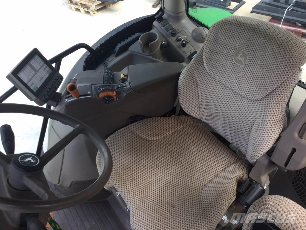 John Deere 6130R Traktoriai