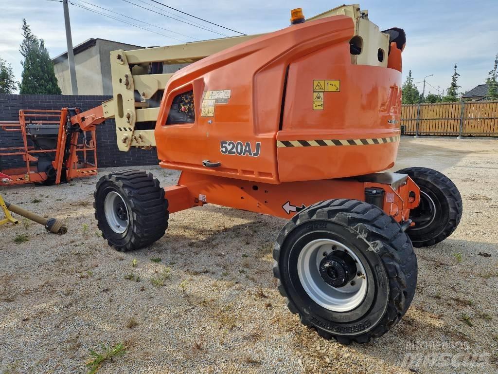 JLG 520AJ Alkūniniai keltuvai