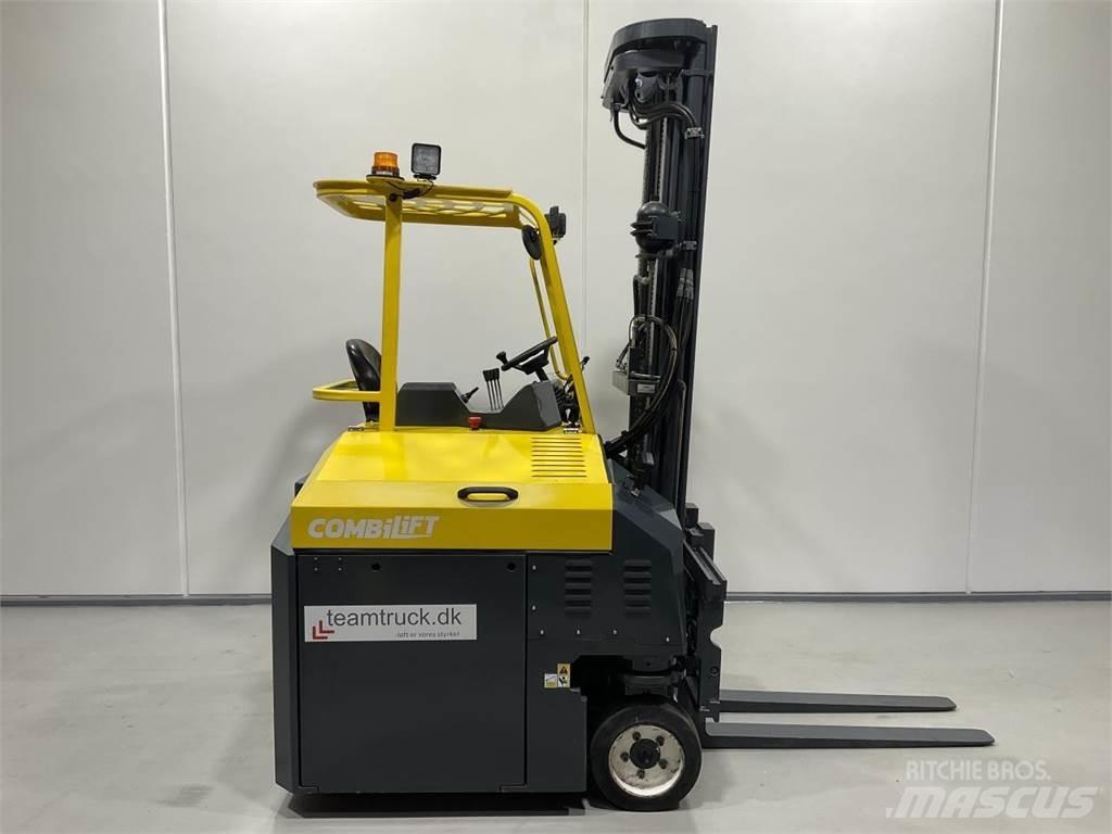 Combilift CBE3000 Šakiniai krautuvai su privažiavimu iš visų keturių pusių
