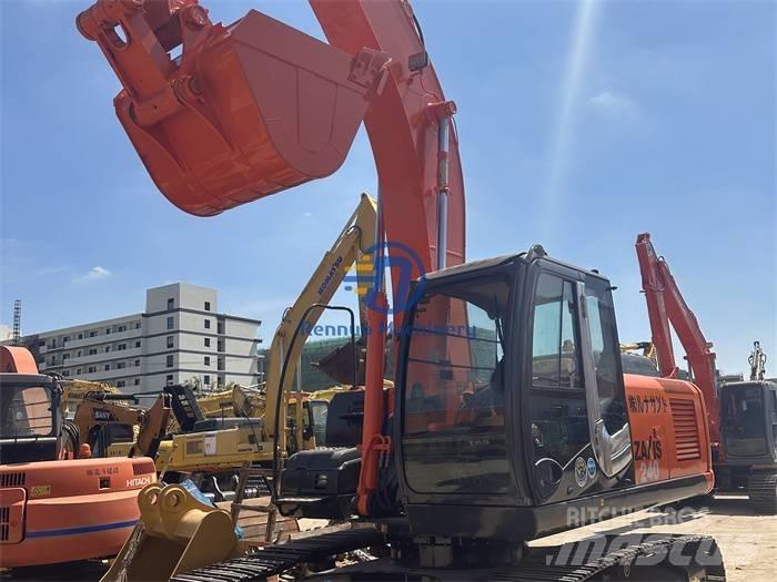 Hitachi ZX 240-3 Vikšriniai ekskavatoriai