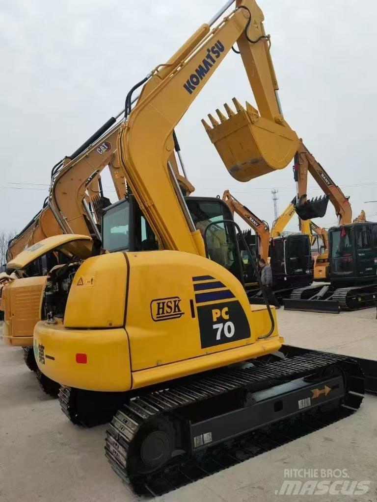 Komatsu 70-8 Vikšriniai ekskavatoriai