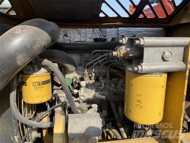 CAT 307D Vikšriniai ekskavatoriai