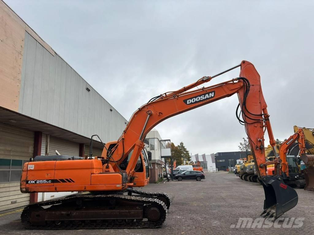 Doosan DX 255 LC Vikšriniai ekskavatoriai