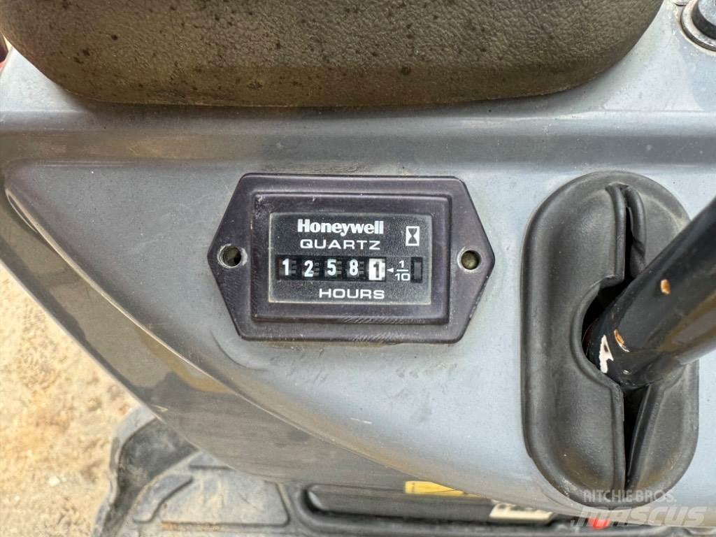 Yanmar SV08 (1C088) Mini ekskavatoriai < 7 t