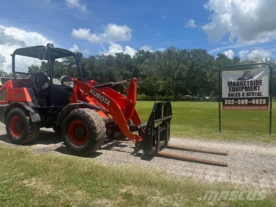 Kubota R 530 Naudoti ratiniai krautuvai
