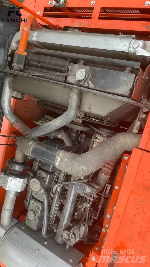Doosan DX 300 LC Vidutinės galios ekskavatoriai 7-12 t