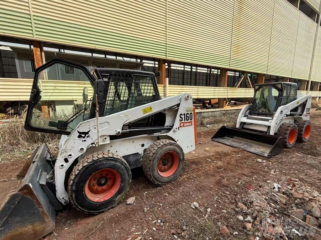 Bobcat S 160 Krautuvai su šoniniu pasukimu