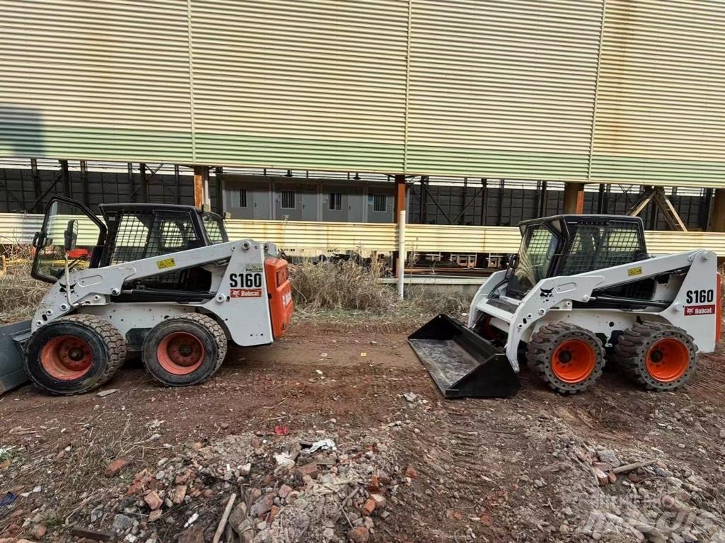 Bobcat S 160 Krautuvai su šoniniu pasukimu