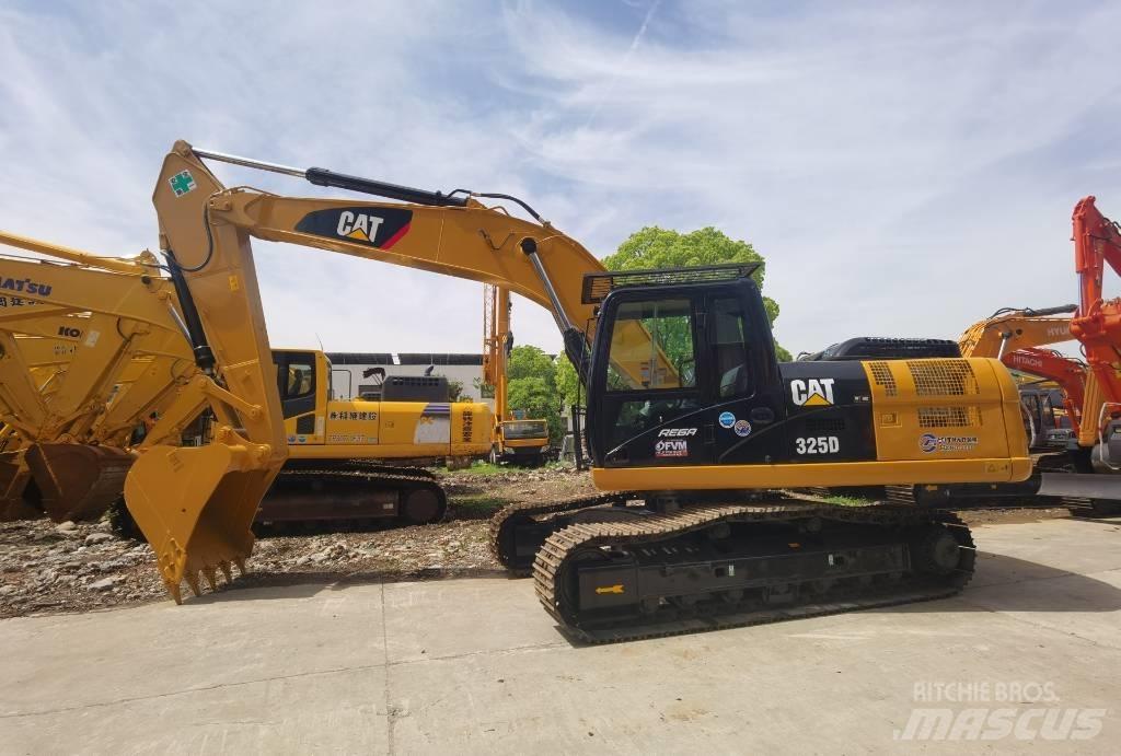 CAT 325D Vikšriniai ekskavatoriai