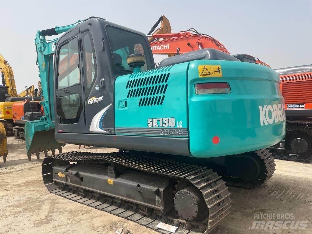 Kobelco SK 130 Vikšriniai ekskavatoriai