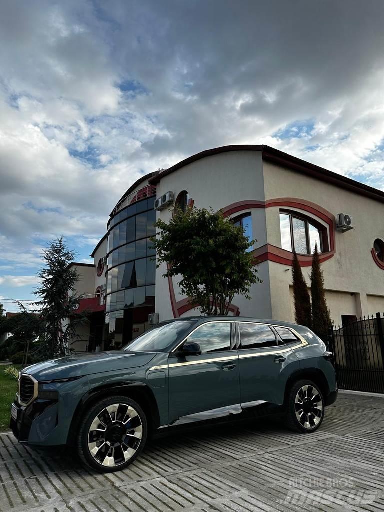 BMW XM Lengvieji automobiliai