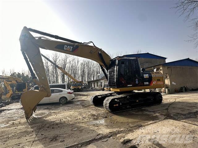 CAT 320D Vikšriniai ekskavatoriai