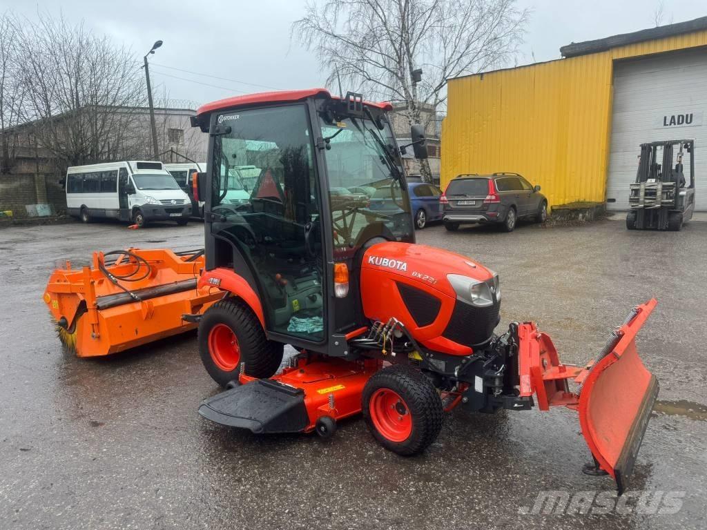 Kubota BX231 Naudoti kompaktiški traktoriai