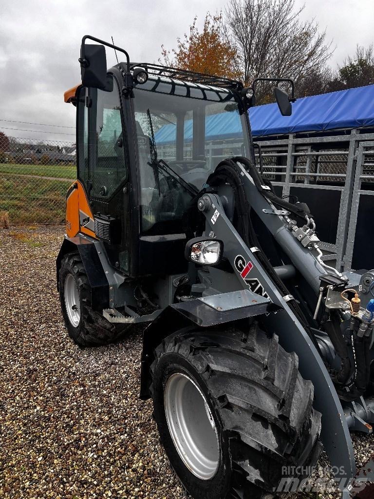 GiANT G3500 Mini krautuvai