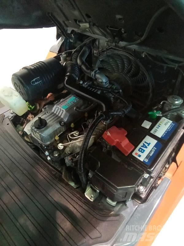 Toyota 8 FDF 25 Dyzeliniai krautuvai