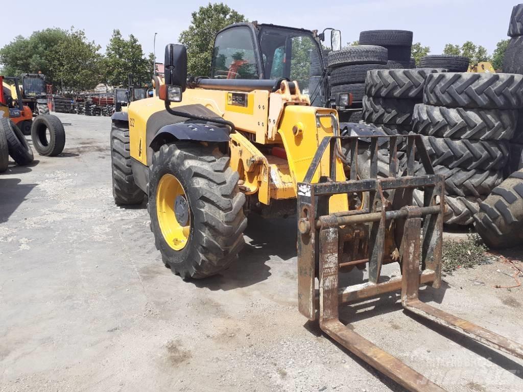 JCB 535-95 Teleskopiniai krautuvai žemės ūkiui