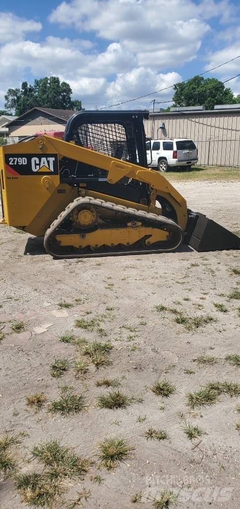 CAT 279 D Krautuvai su šoniniu pasukimu