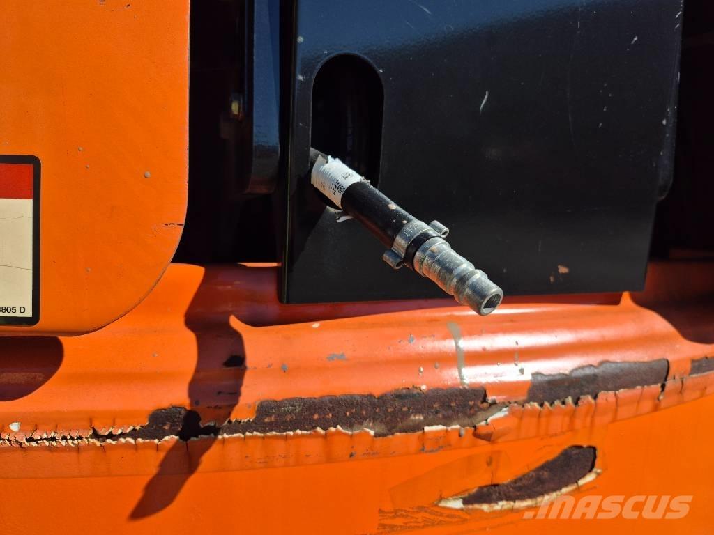 JLG 400 S Teleskopiniai keltuvai