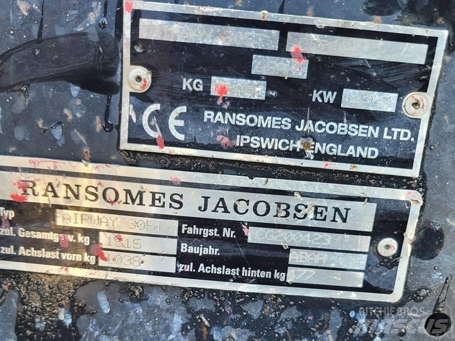 Jacobsen 305 Montuojamos ir prikabinamos šienapjovės