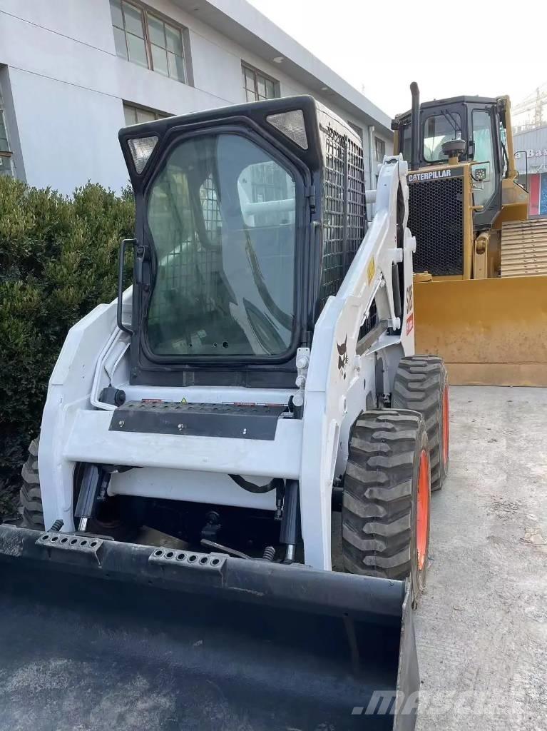 Bobcat S185 Krautuvai su šoniniu pasukimu