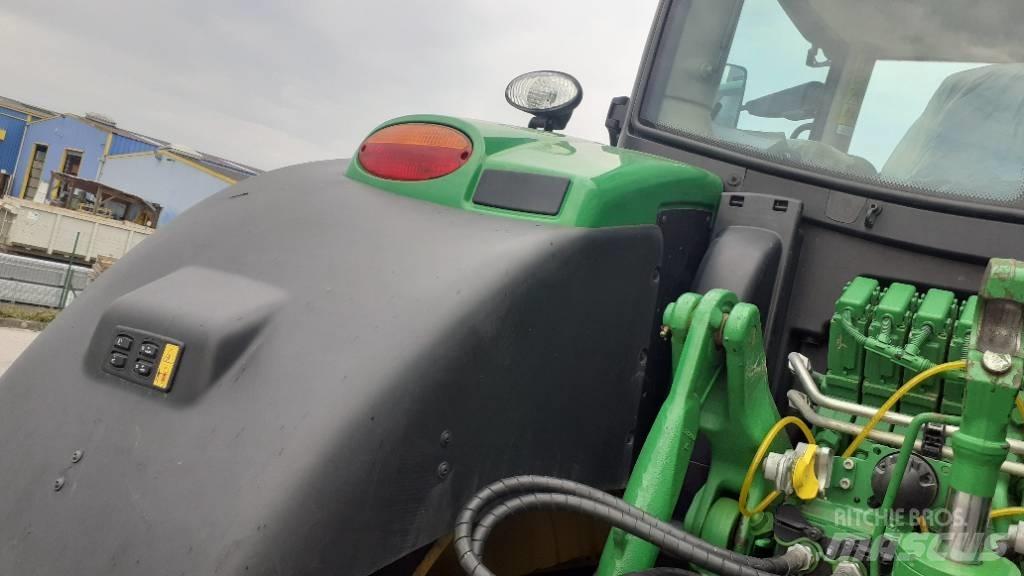 John Deere 6R165 Traktoriai