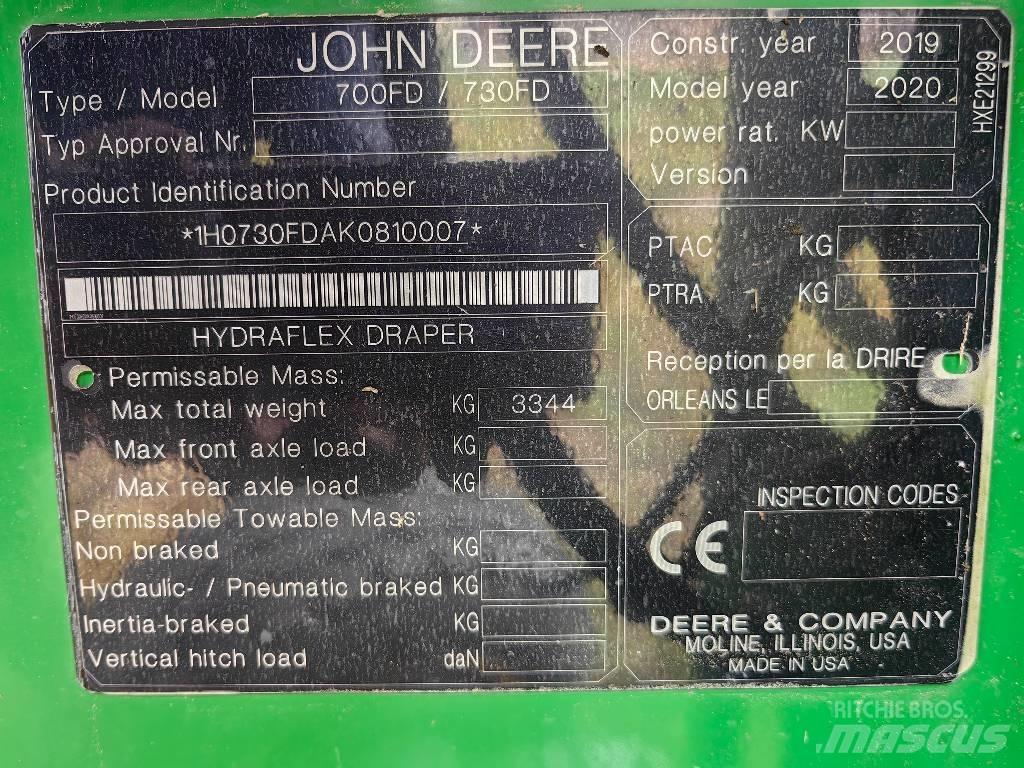 John Deere T 670 i Derliaus nuėmimo kombainai