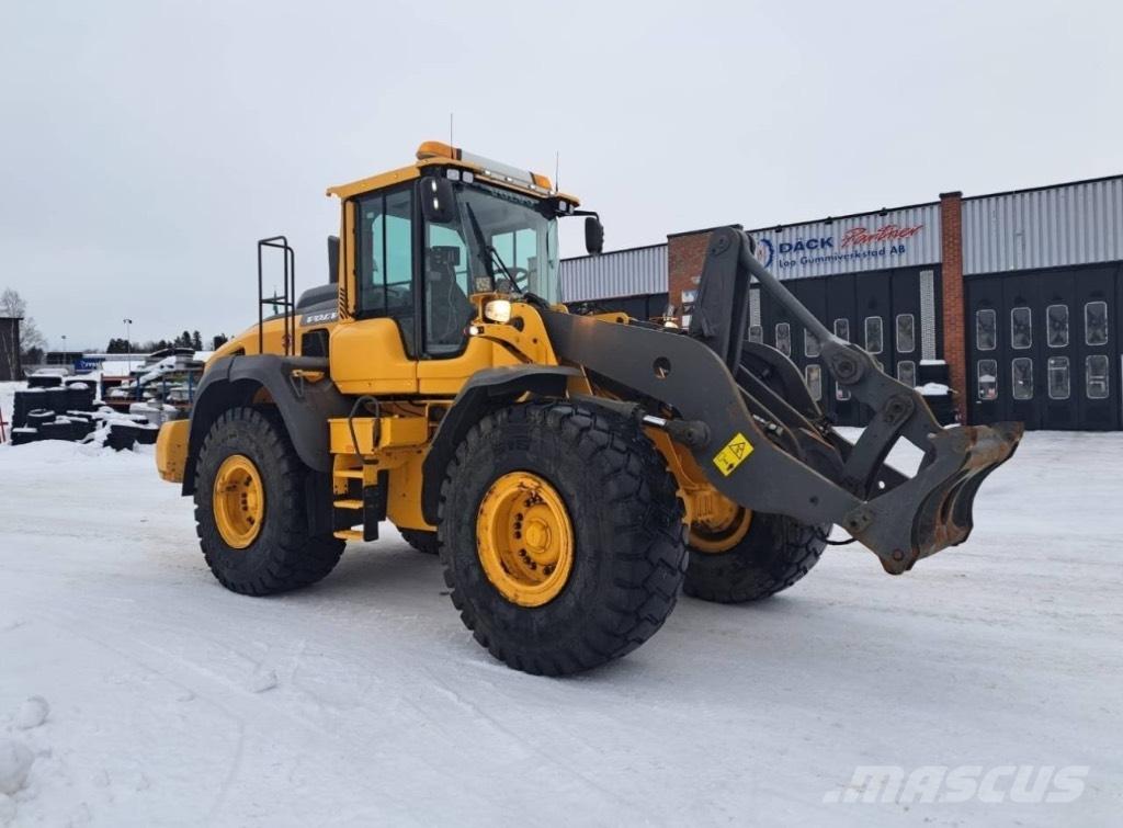 Volvo L 110 Naudoti ratiniai krautuvai