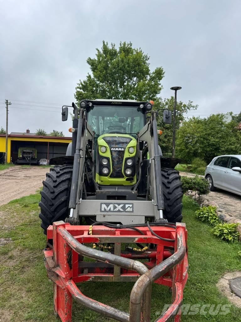 CLAAS Arion 440 Traktoriai