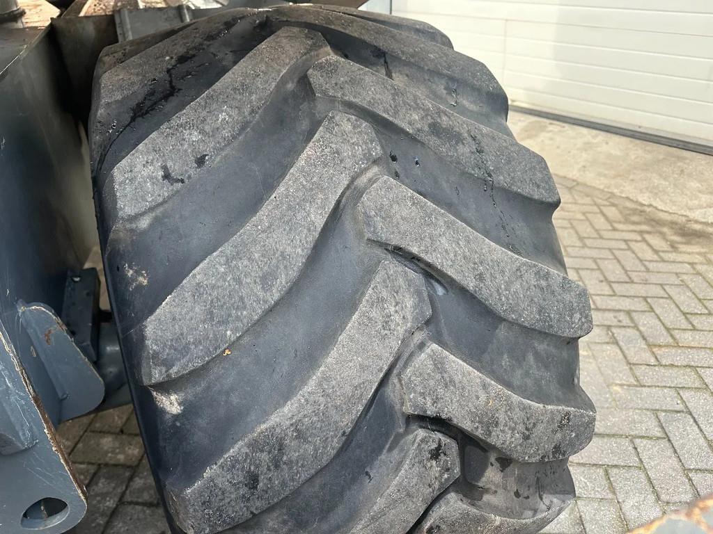 Liebherr A914 Ratiniai ekskavatoriai