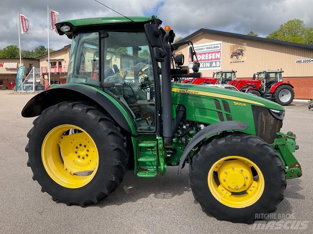 John Deere 5100 R Traktoriai